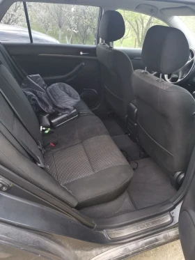 Toyota Avensis 2.0 d4d, снимка 2