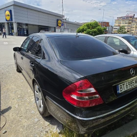 Mercedes-Benz E 320, снимка 14