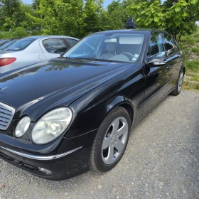 Mercedes-Benz E 320, снимка 11