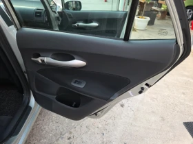 Toyota Auris 1.6 VVTI NAVI KeyLess GO   | Mobile.bg    9