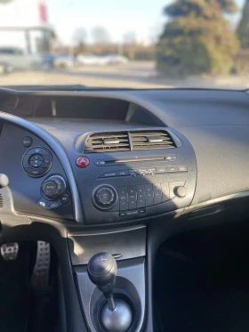 Honda Civic Civic 5p 1.4 i-vtec Комфорт 6 ск., снимка 12 - Автомобили и джипове - 53652689