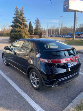 Honda Civic Civic 5p 1.4 i-vtec Комфорт 6 ск., снимка 3 - Автомобили и джипове - 53652689