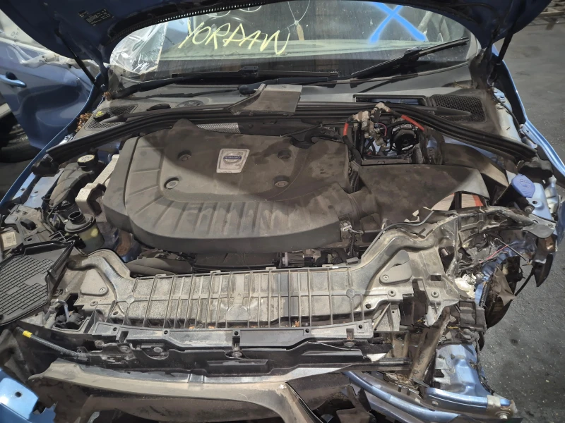 Volvo S60 2.0D3части, снимка 8 - Автомобили и джипове - 14116086