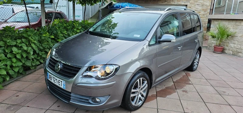 VW Touran 2.0TDI 16V TURBO , снимка 3 - Автомобили и джипове - 46517478