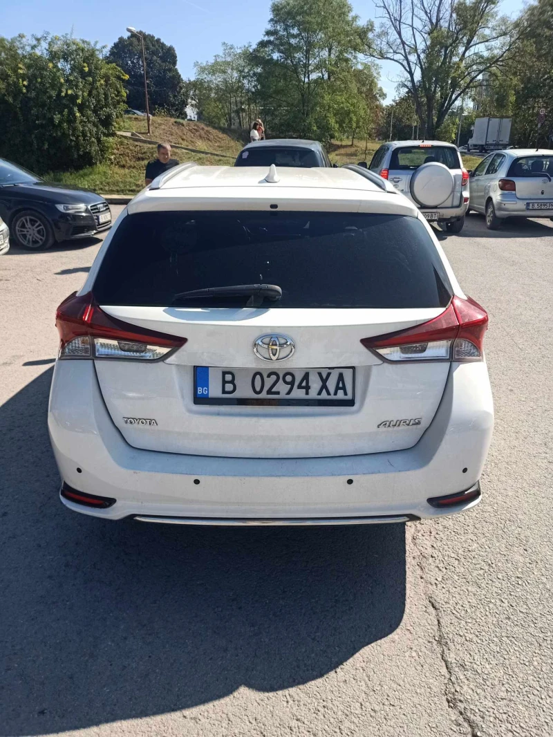 Toyota Auris, снимка 2 - Автомобили и джипове - 47257485