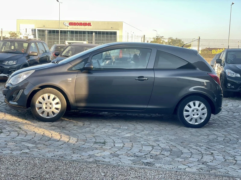 Opel Corsa 1.2 , снимка 2 - Автомобили и джипове - 47383470