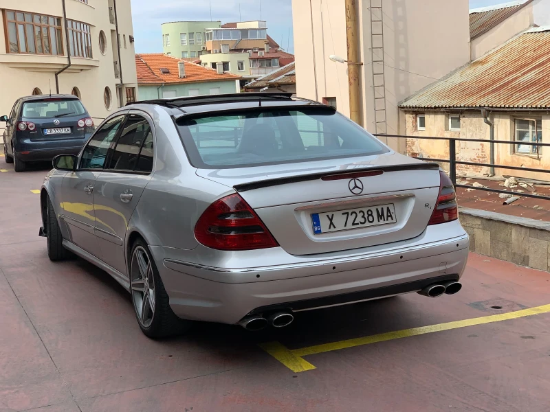 Mercedes-Benz E 270, снимка 4 - Автомобили и джипове - 47582789