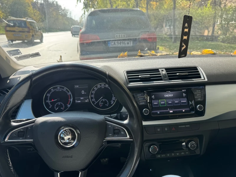 Skoda Fabia, снимка 4 - Автомобили и джипове - 47799763