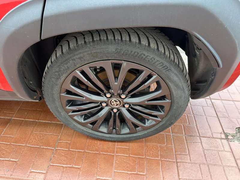 Toyota Yaris Cross 1.5-Хибрид-4х4-JBL, снимка 6 - Автомобили и джипове - 51355344
