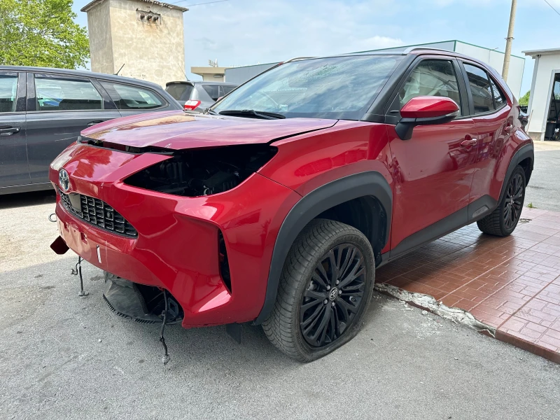 Toyota Yaris Cross 1.5-Хибрид-4х4-JBL, снимка 2 - Автомобили и джипове - 51355344