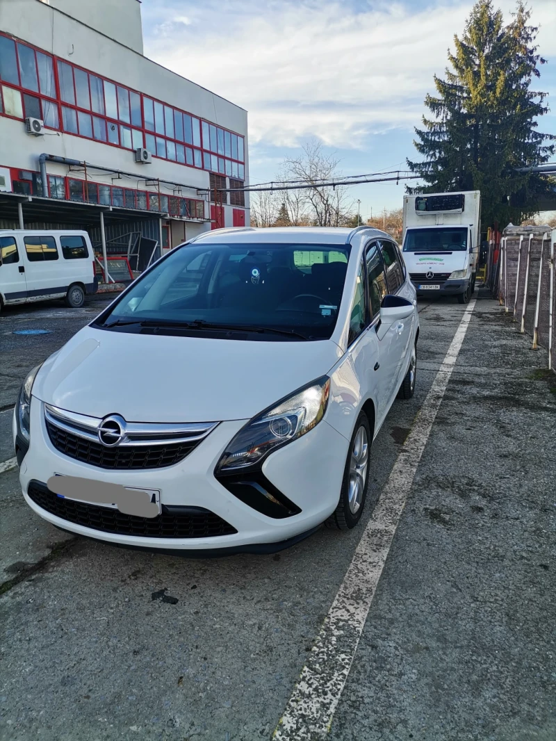 Opel Zafira Tourier, снимка 1 - Автомобили и джипове - 48540458