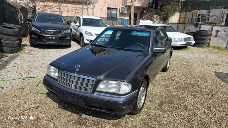 Mercedes-Benz C 180 1.8i, снимка 2 - Автомобили и джипове - 49600238