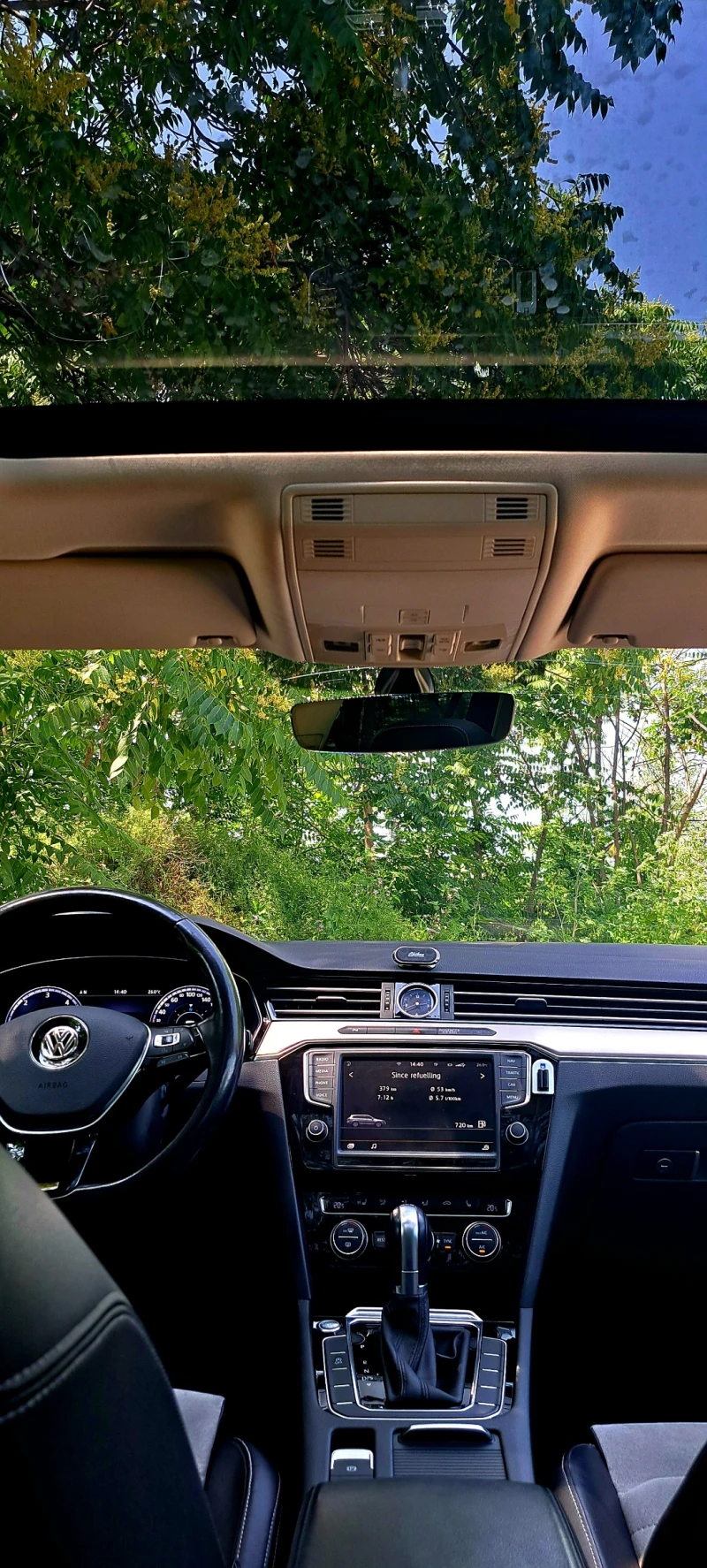 VW Passat 2.0 150к.с. Digital* Distronic* , снимка 10 - Автомобили и джипове - 52265044