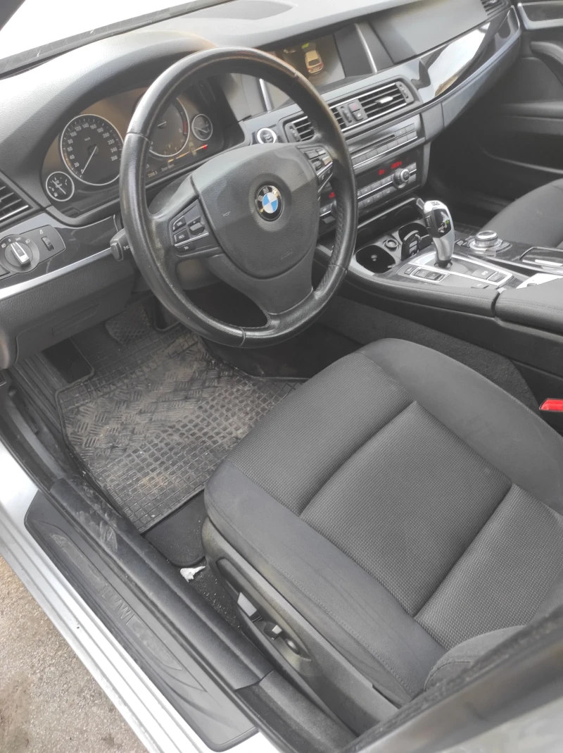 BMW 520, снимка 5 - Автомобили и джипове - 52672477
