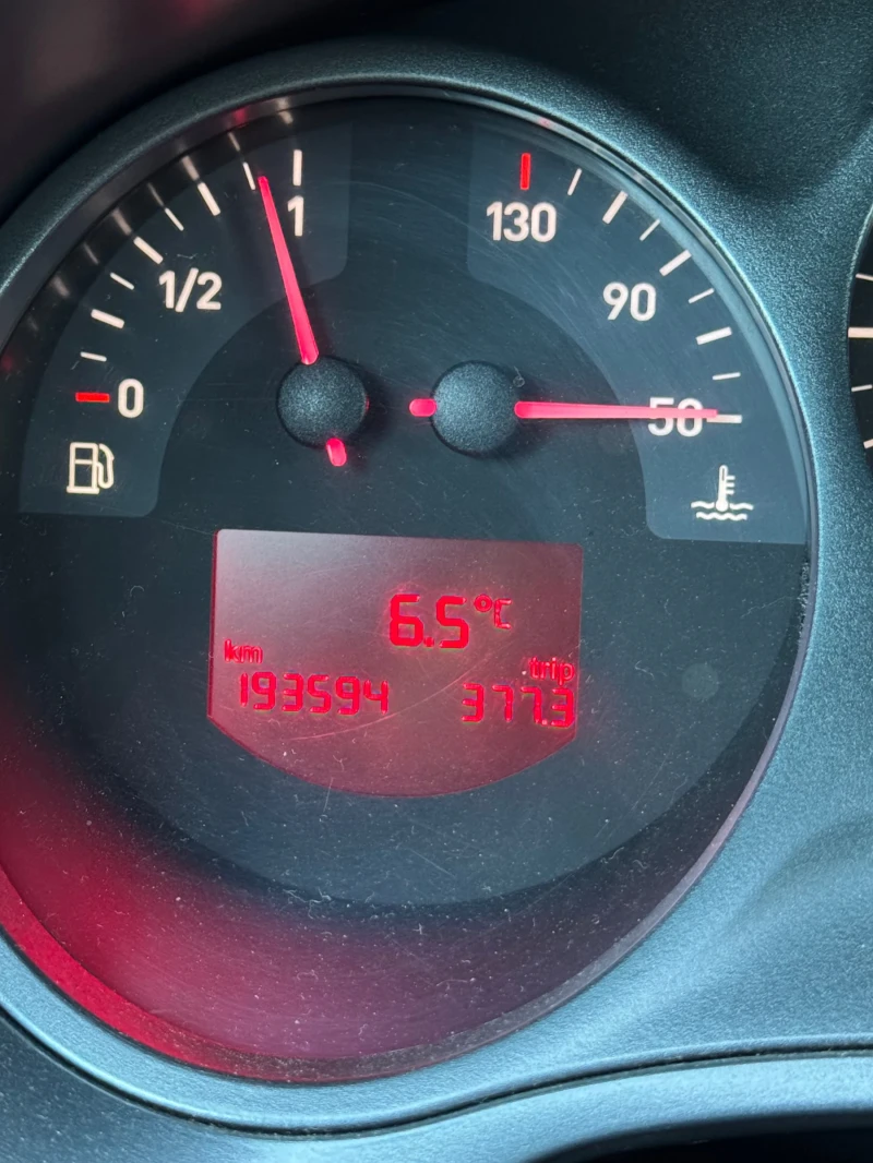 Seat Leon 1.9 TDI 105, снимка 10 - Автомобили и джипове - 52905737