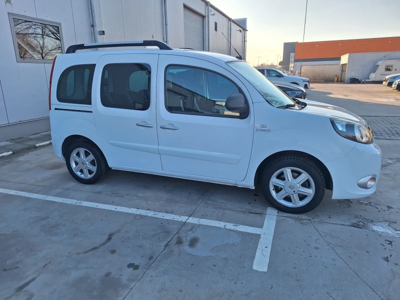 Renault Kangoo 1.5dci, снимка 3 - Автомобили и джипове - 53165973