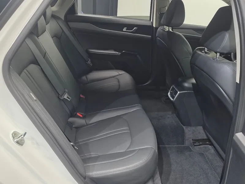 Kia K5 1.6 TURBO TRENDY| �������| ������| ���������� | Mobile.bg � ����������� 11