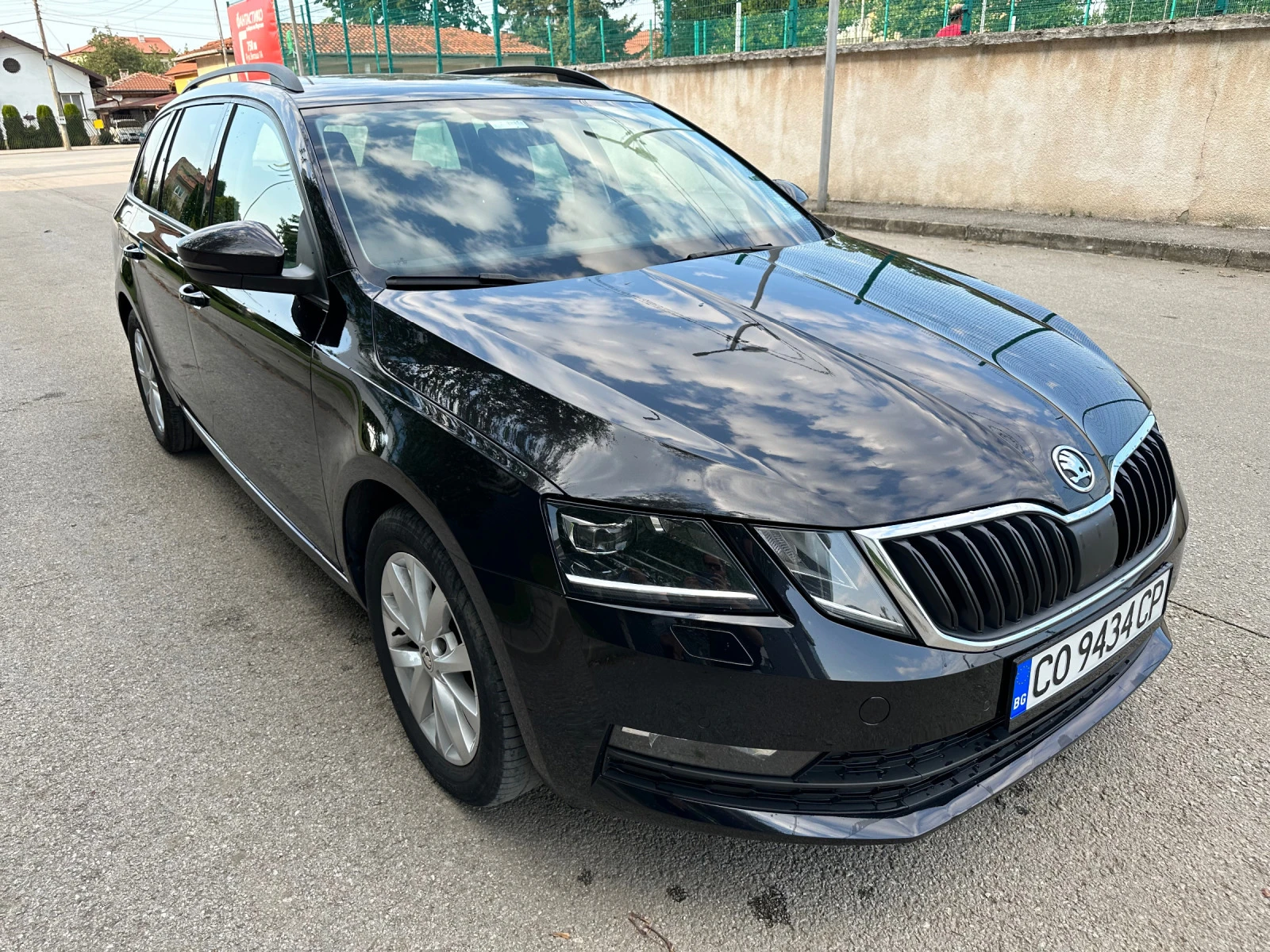 Skoda Octavia 1.6 TDI VISION - изображение 5