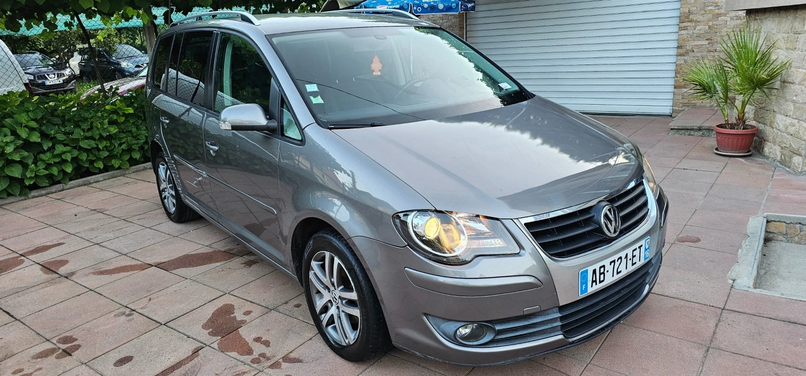 VW Touran 2.0TDI 16V TURBO  - изображение 4