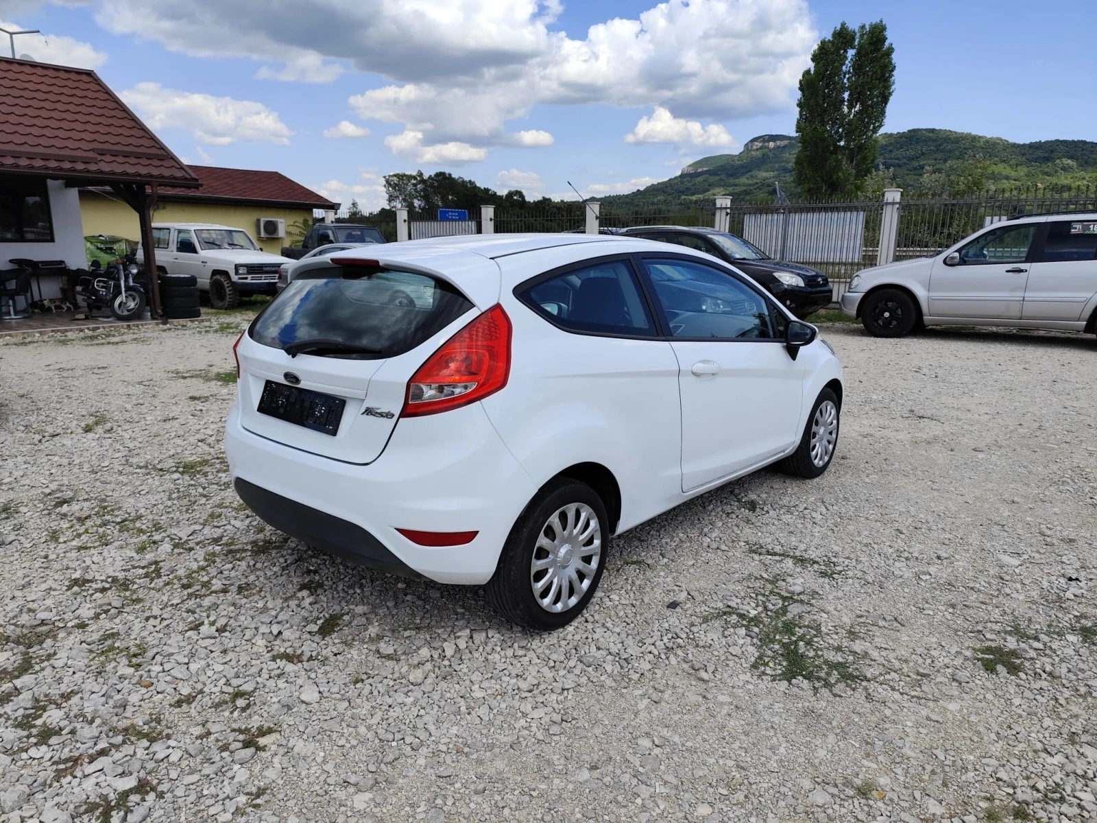 Ford Fiesta 1.4 бензин Газ - изображение 5