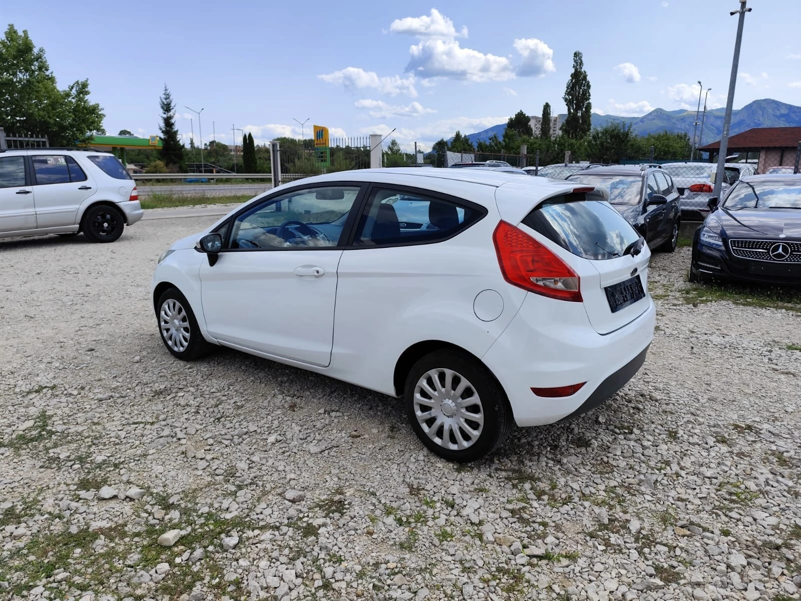 Ford Fiesta 1.4 бензин Газ - изображение 7