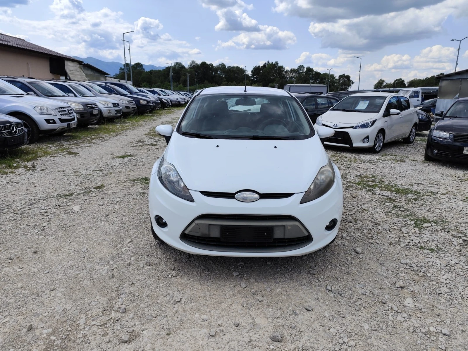 Ford Fiesta 1.4 бензин Газ - изображение 2