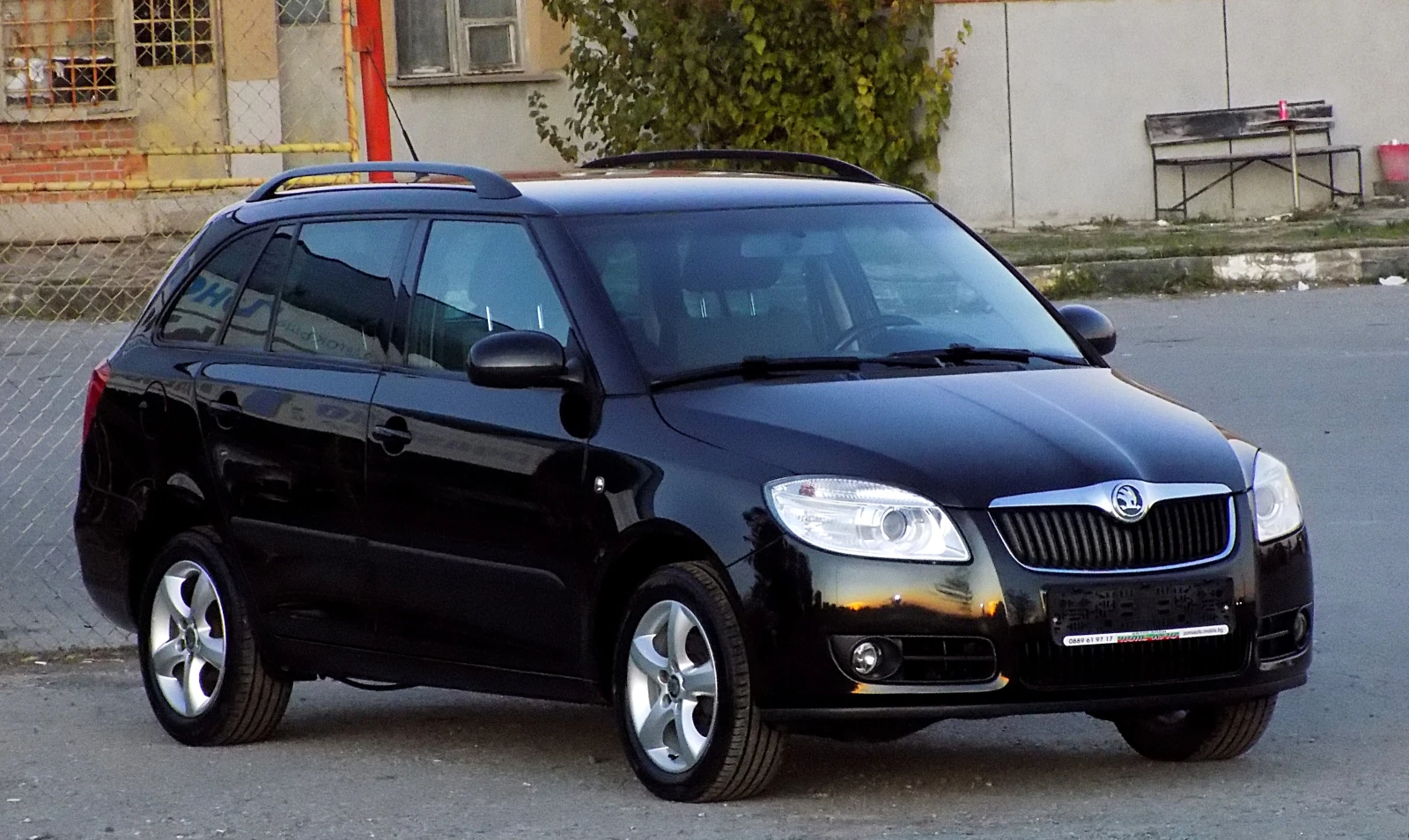 Skoda Fabia 1.4i/86к./4 цилиндъра/SPORT - изображение 3