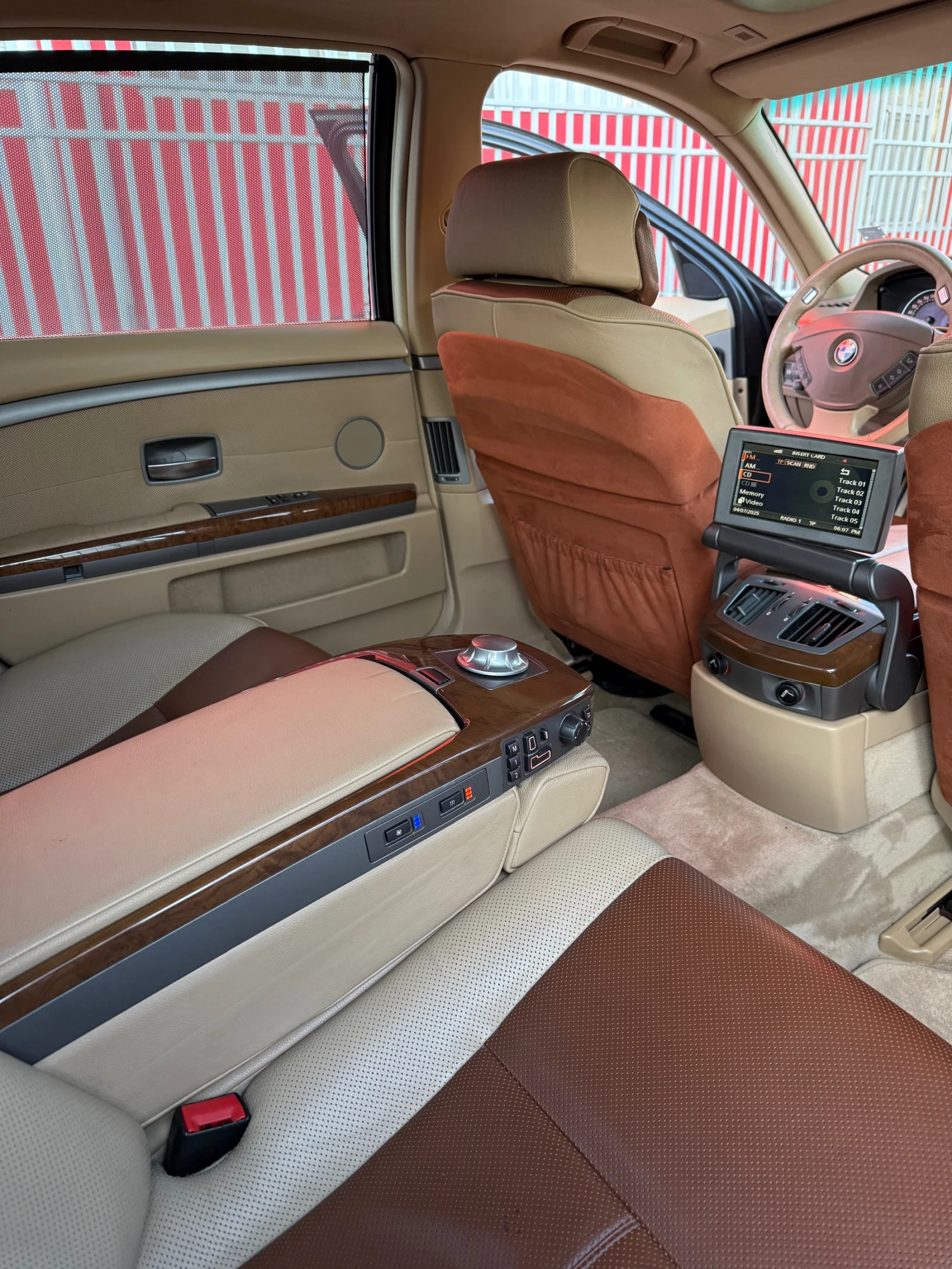 BMW 745 Li - изображение 8