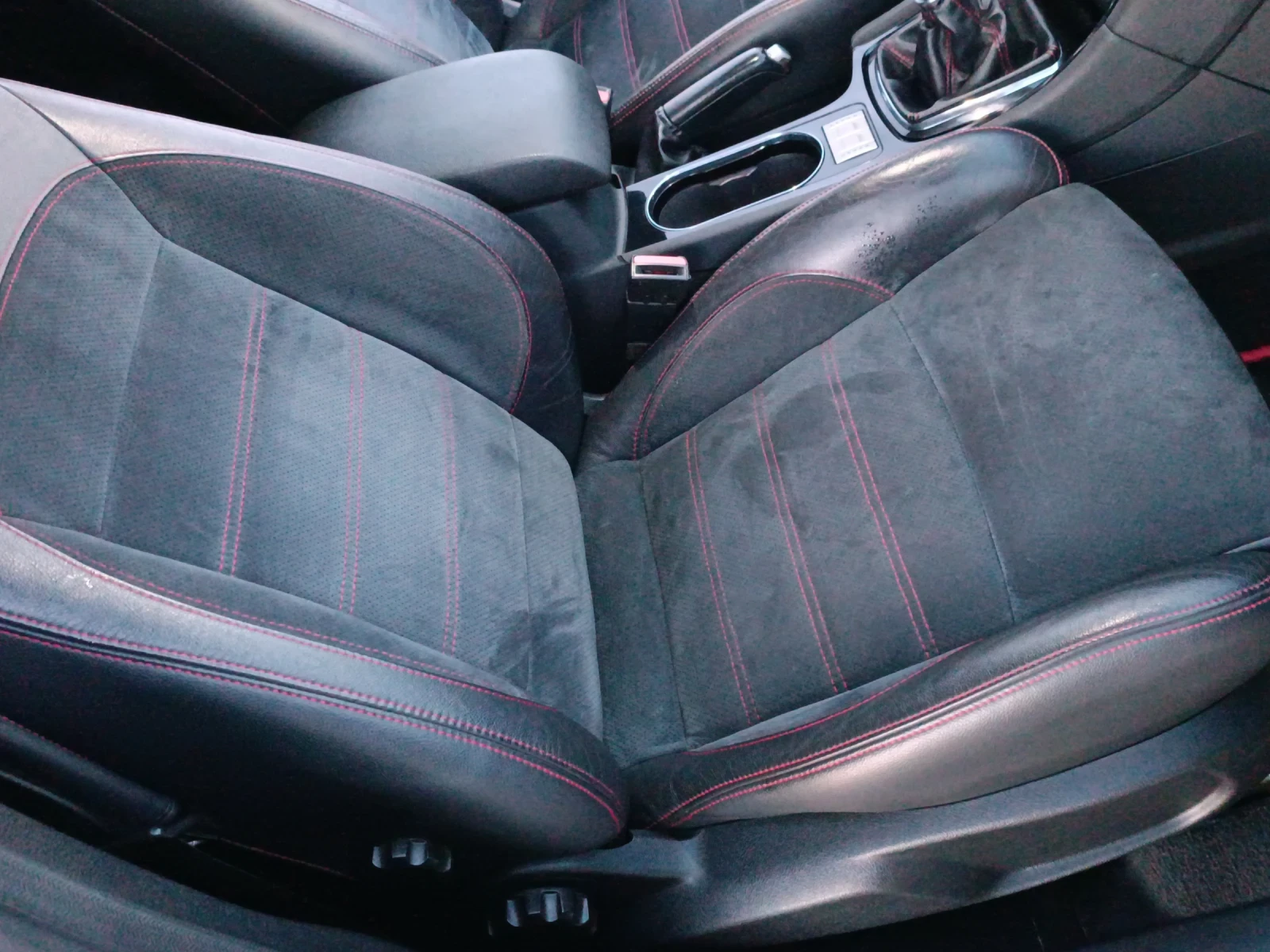 Ford Mondeo MK4 Titanium 2.2 173к.с - изображение 3