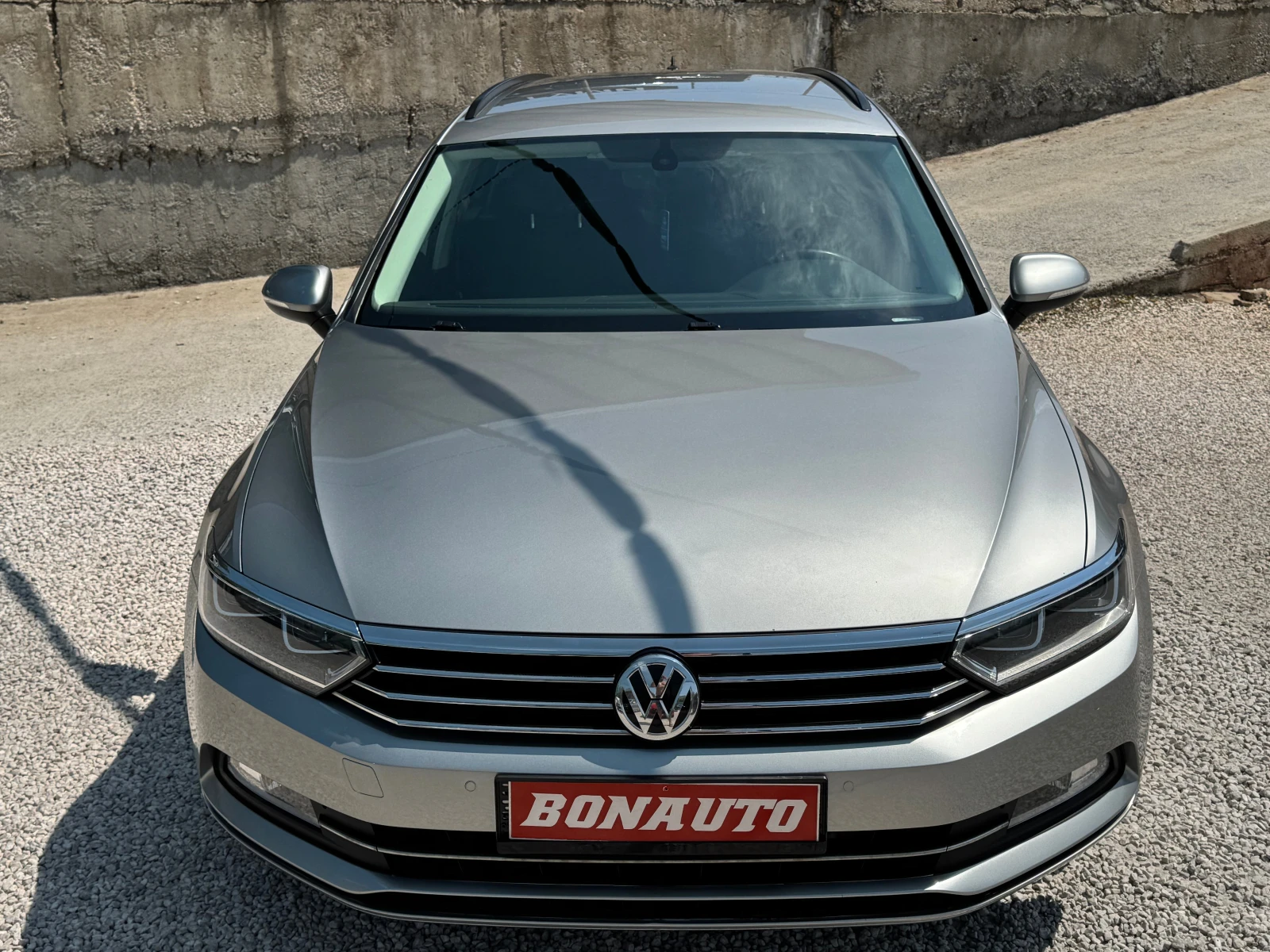 VW Passat АВТОМАТ - изображение 2