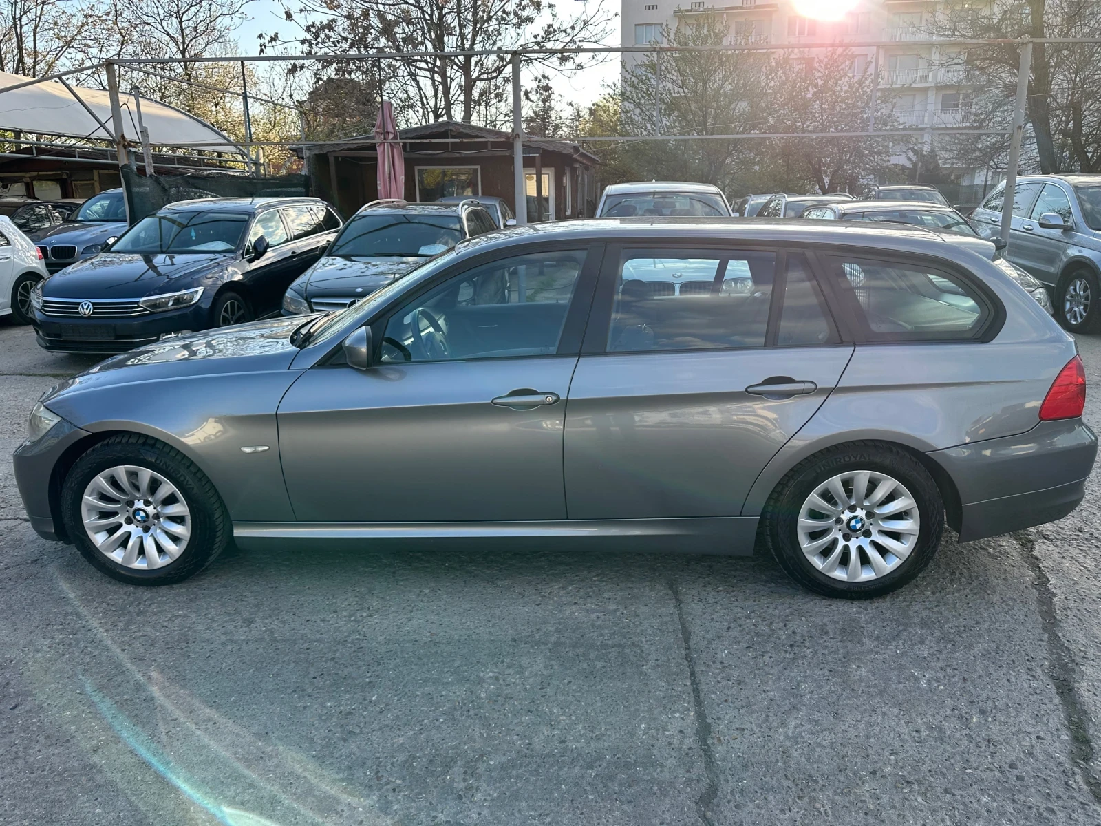 BMW 320 2.0 d - изображение 9