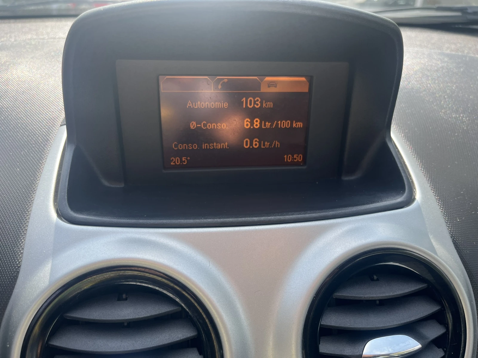 Opel Corsa 1.2 - Бензин - изображение 10