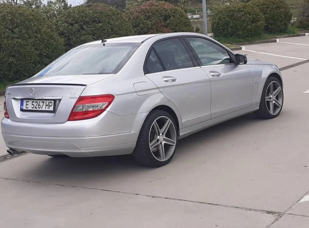 Mercedes-Benz C 220  - изображение 2