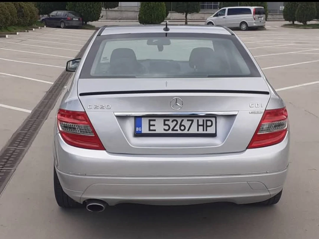 Mercedes-Benz C 220  - изображение 3