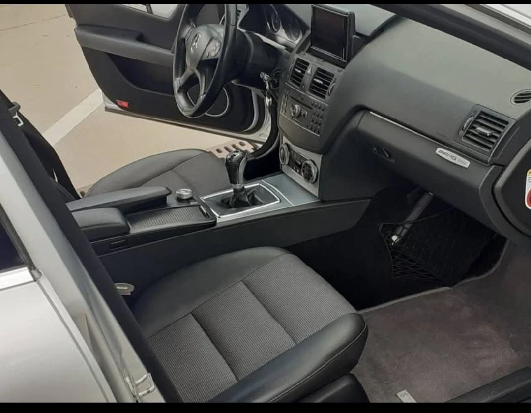 Mercedes-Benz C 220  - изображение 9