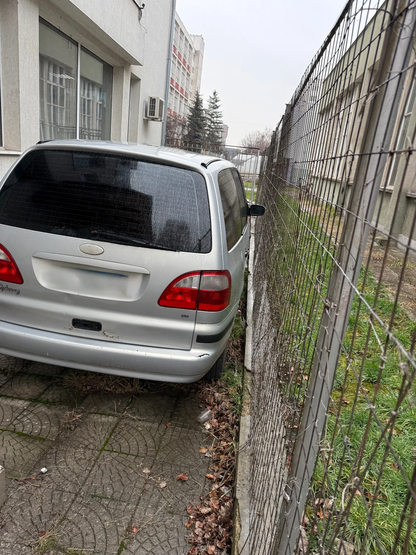 Ford Galaxy  - изображение 5