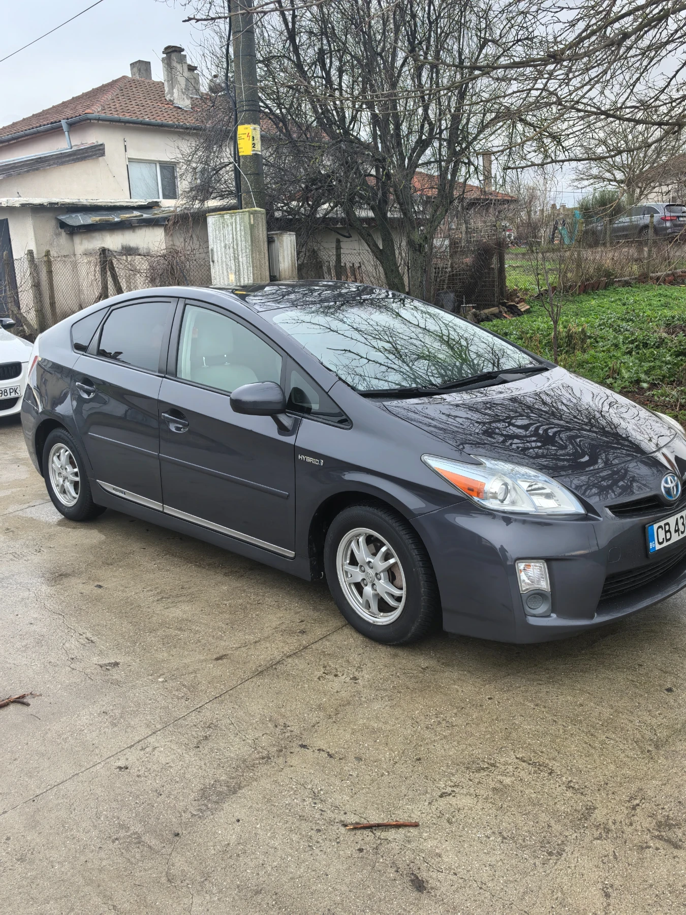 Toyota Prius хибрид - изображение 3