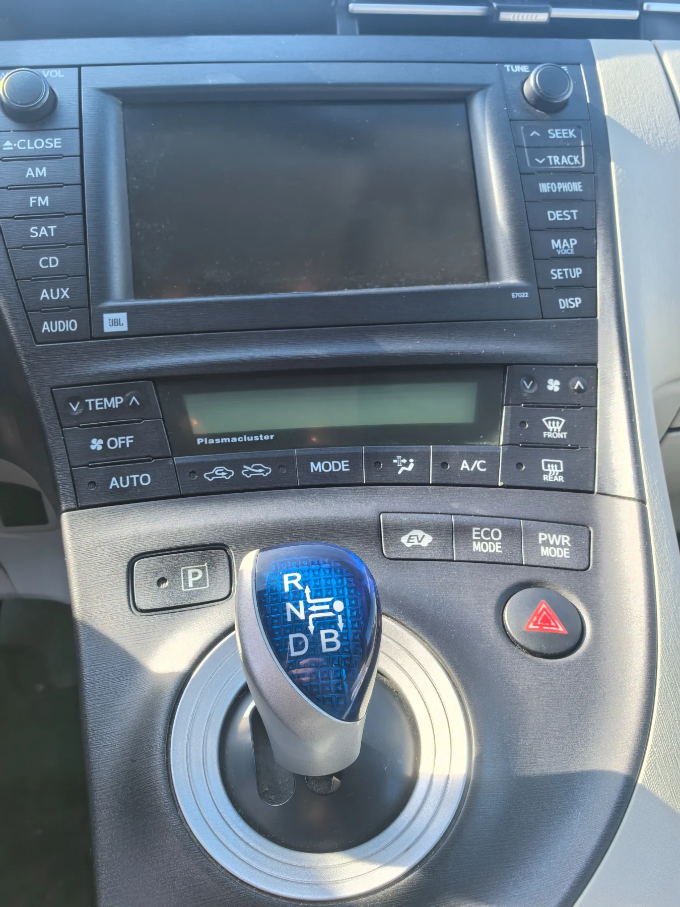 Toyota Prius хибрид - изображение 7