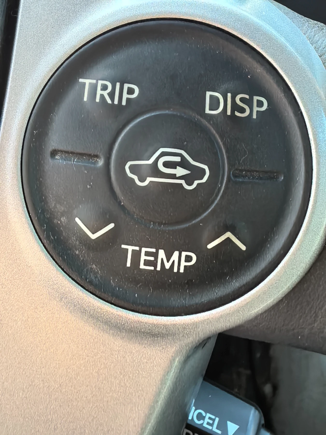 Toyota Prius хибрид - изображение 10