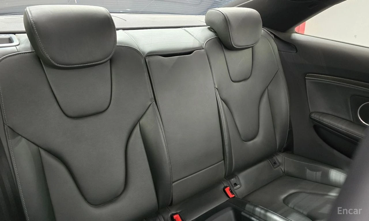 Audi Rs5 4.2 FSI* B&O* CARBON* BUCKET SEATS* КАМЕРА* КЕЙЛЕС, снимка 15 - Автомобили и джипове - 54458978