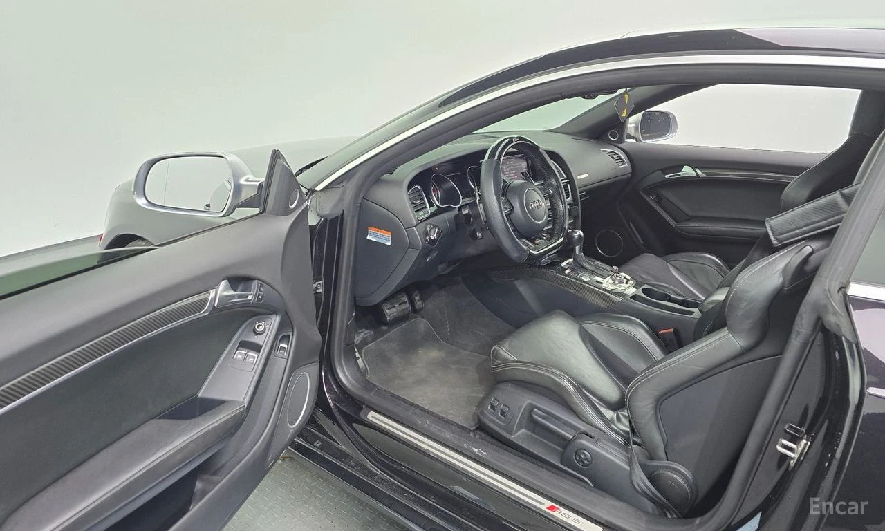 Audi Rs5 4.2 FSI* B&O* CARBON* BUCKET SEATS* КАМЕРА* КЕЙЛЕС, снимка 8 - Автомобили и джипове - 54458978