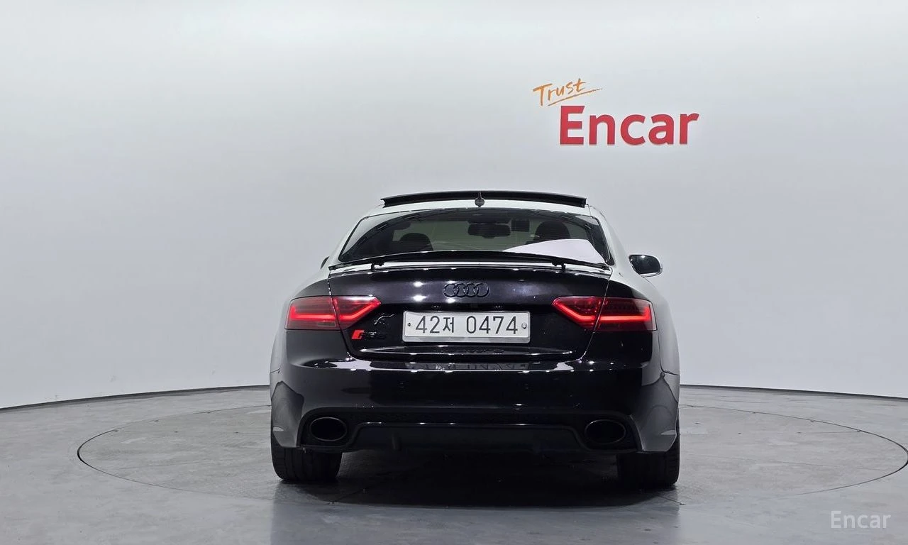 Audi Rs5 4.2 FSI* B&O* CARBON* BUCKET SEATS* КАМЕРА* КЕЙЛЕС, снимка 3 - Автомобили и джипове - 54458978