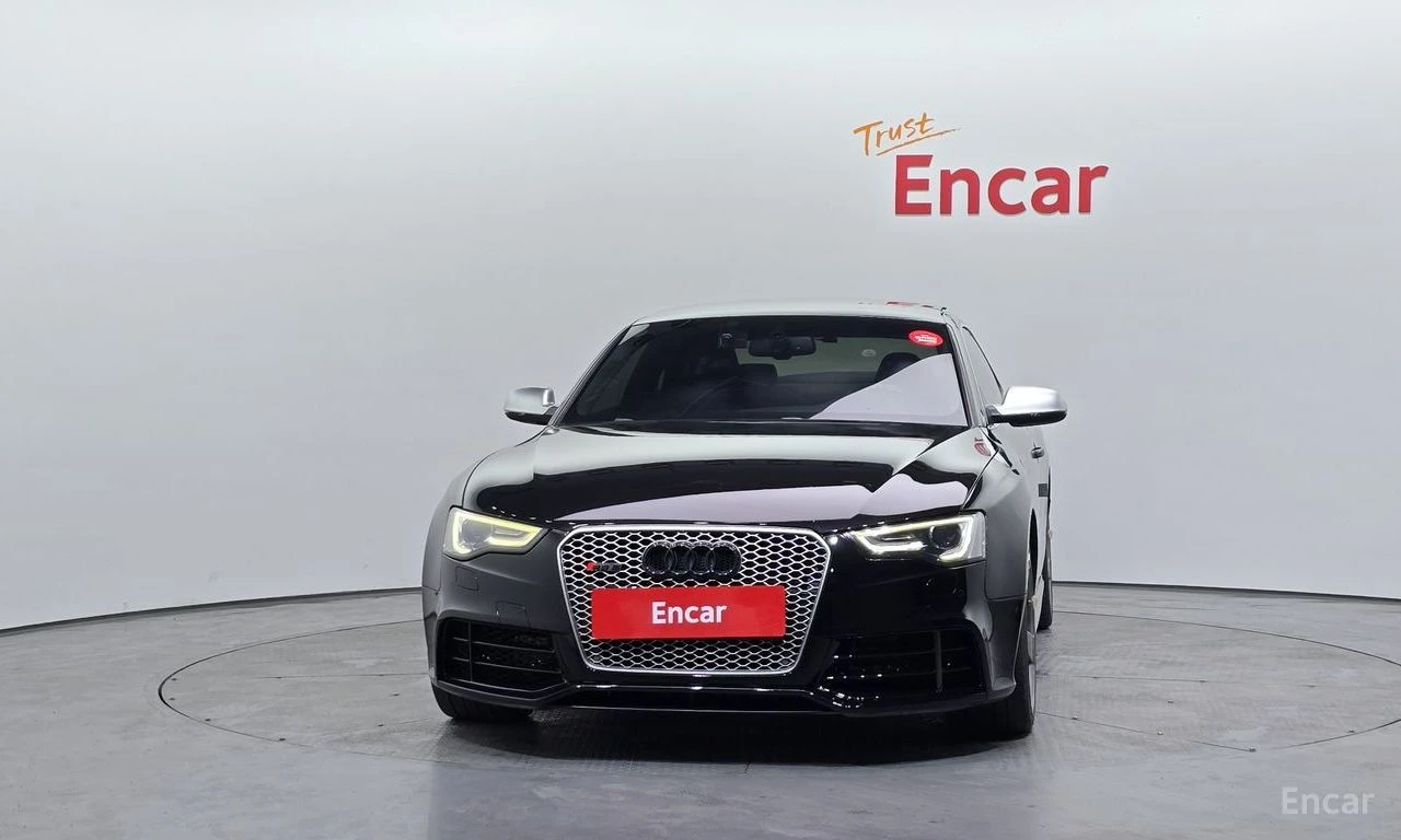 Audi Rs5 4.2 FSI* B&O* CARBON* BUCKET SEATS* КАМЕРА* КЕЙЛЕС, снимка 2 - Автомобили и джипове - 54458978
