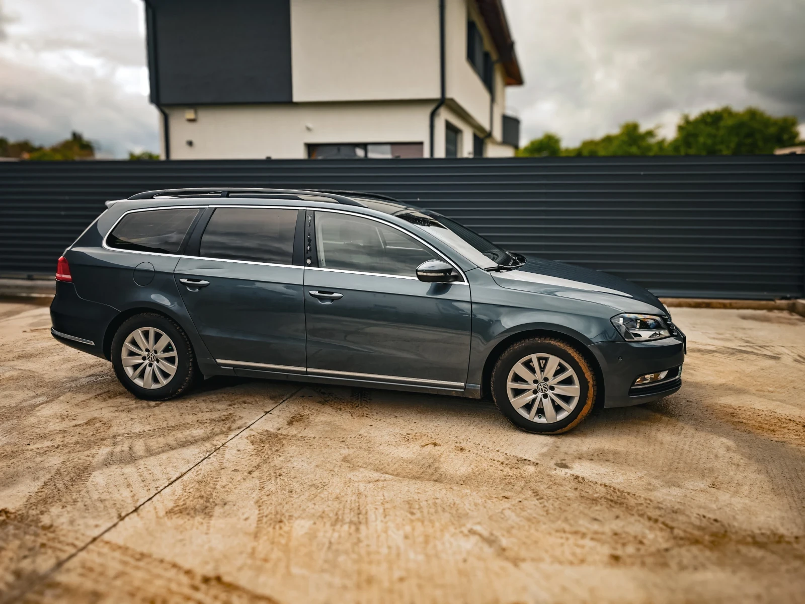 VW Passat, снимка 4 - Автомобили и джипове - 54641991