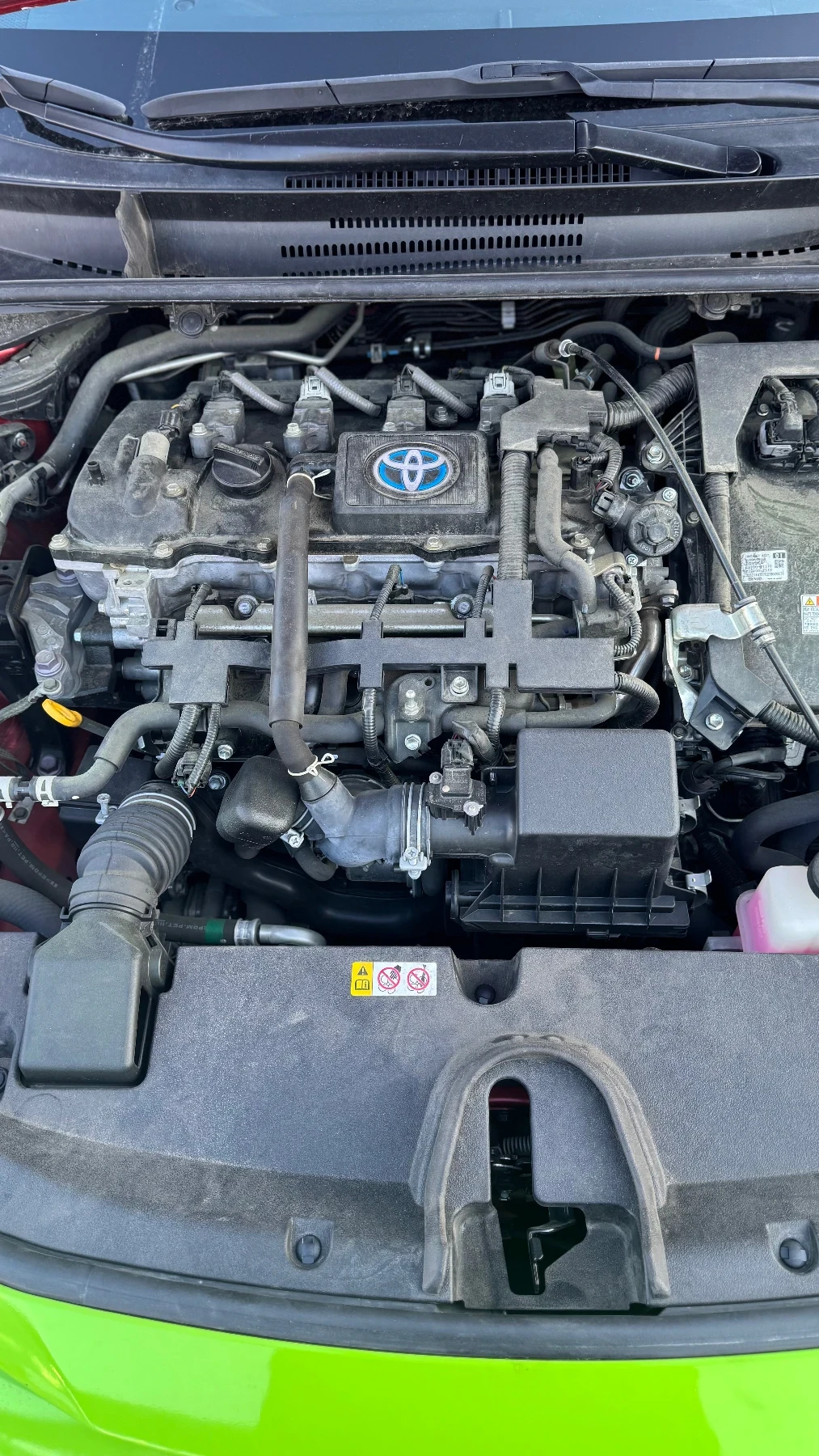 Toyota Corolla Хибрид, снимка 11 - Автомобили и джипове - 54778385