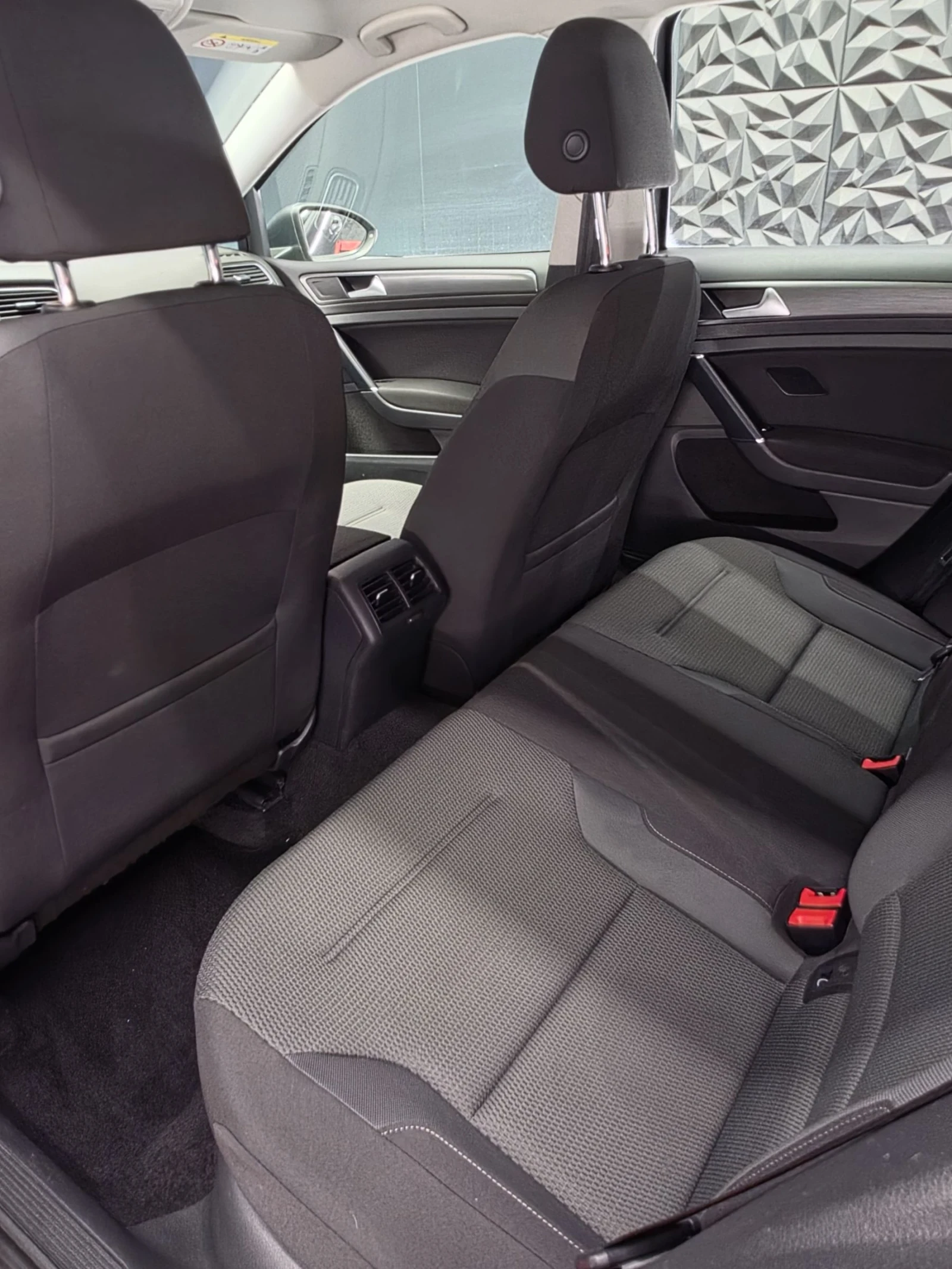 VW Golf 7.5 FACELIFT* 150к.с* DSG* NAVI* 110000км* VW HIST, снимка 11 - Автомобили и джипове - 54970081