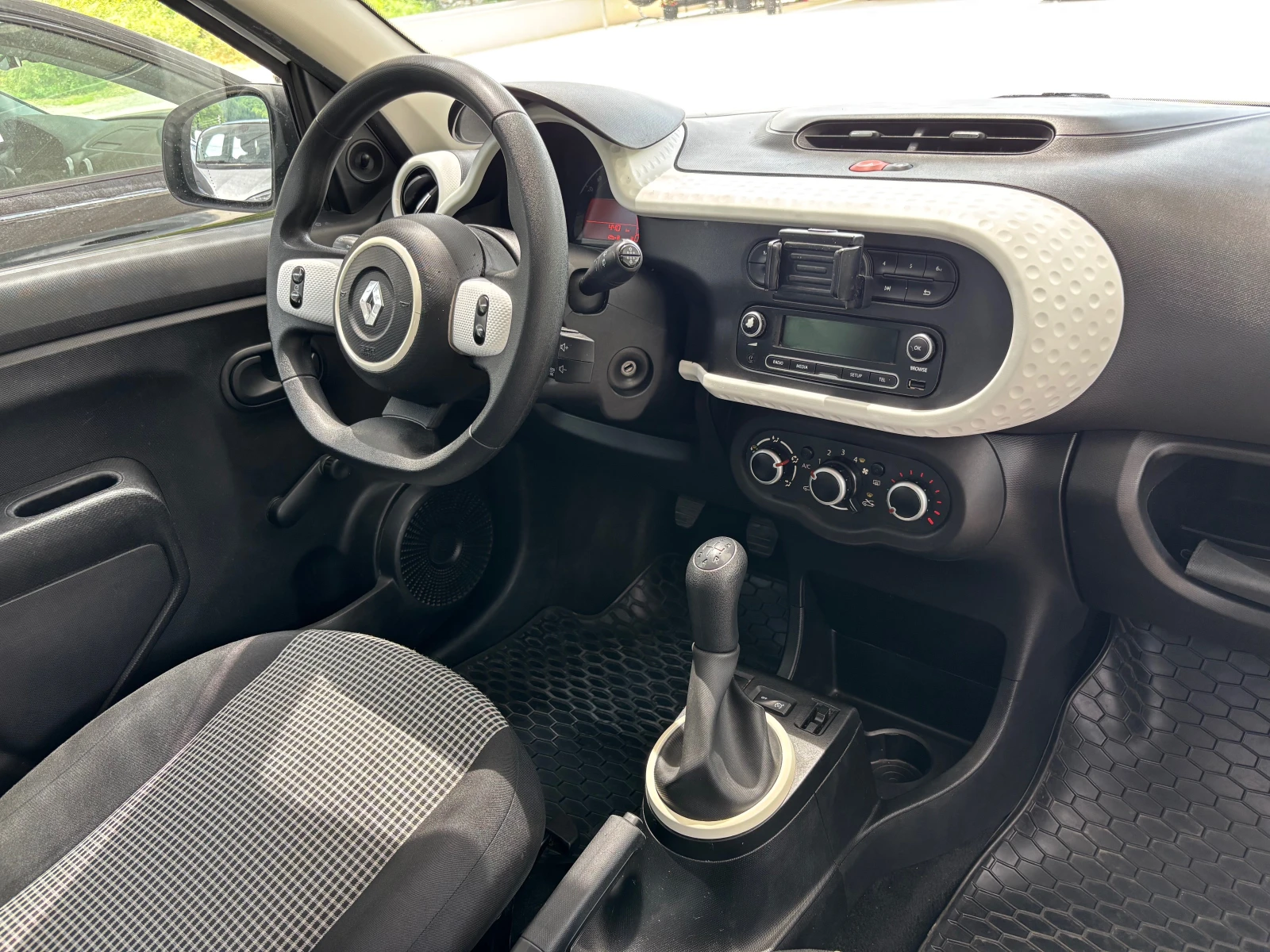 Renault Twingo 1, 0бен.Evro 6, Klima, , снимка 16 - Автомобили и джипове - 55146298
