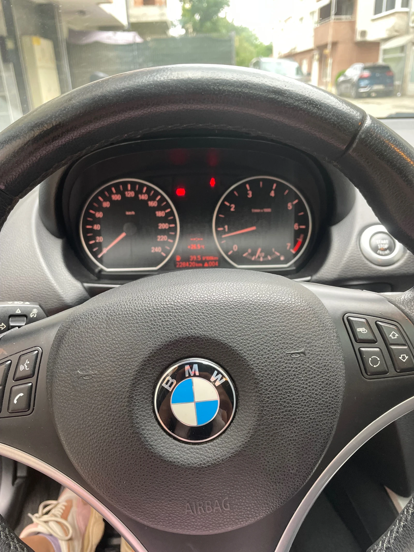 BMW 120 BMW 120 FACELIFT, снимка 13 - Автомобили и джипове - 55449630
