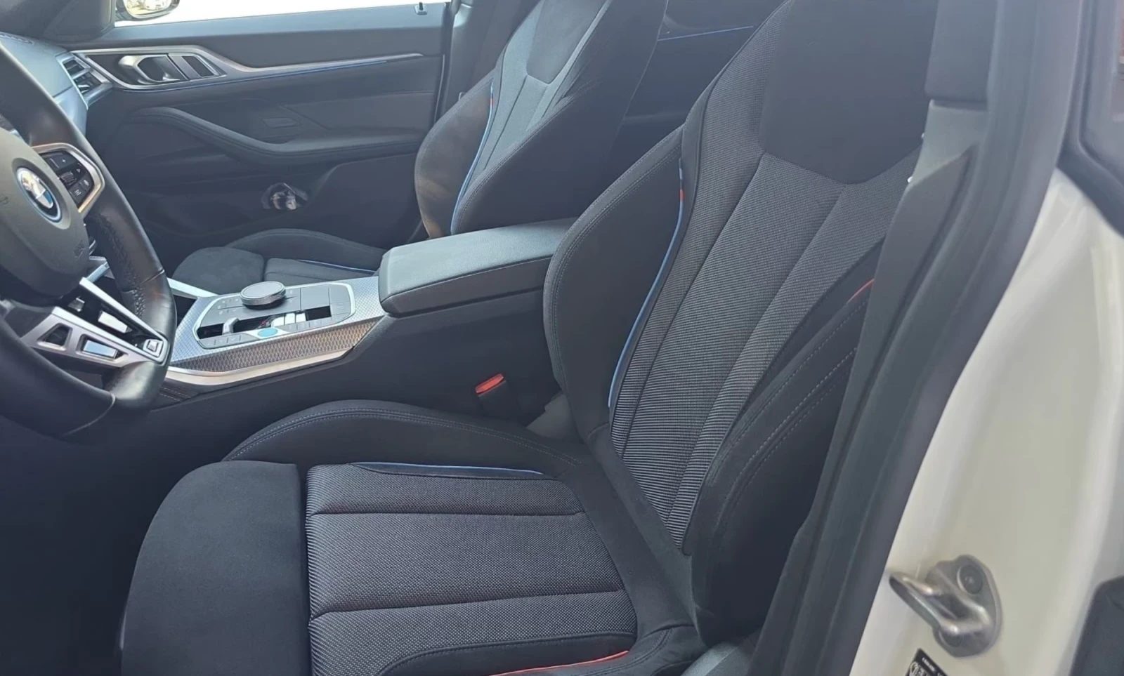 BMW i4 xDrive40 Gran Coupé M Sport Гаранция, снимка 3 - Автомобили и джипове - 56152601