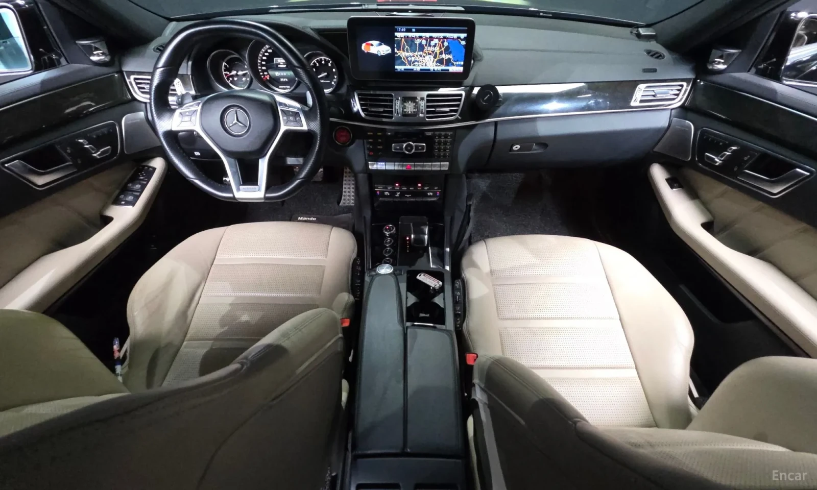Mercedes-Benz E 63 AMG E63 AMG 4MATIC\ТОП ЦЕНА, снимка 7 - Автомобили и джипове - 56182040